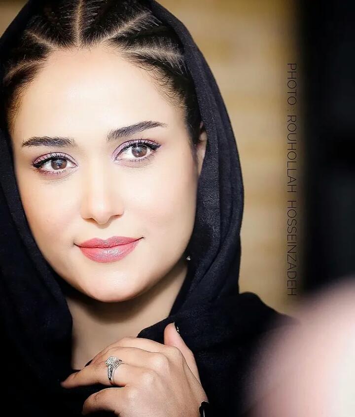 پریناز ایزدیار از خواهر شوهرش رونمایی کرد | اولین عکس از شوهر پریناز ایزدیار