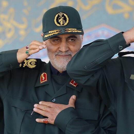مزار سردار سلیمانی در شب یلدا +عکس
