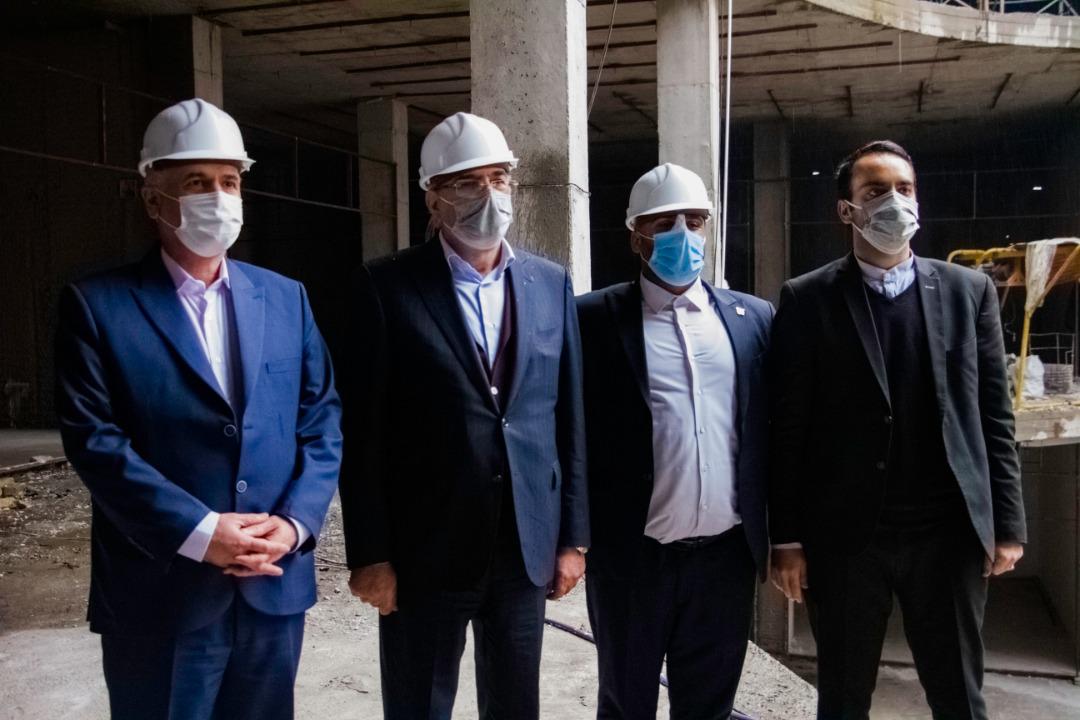 دید مشاور رئیس جمهور از پروژه عظیم تجاری، فرهنگی و تفریحی آرش مال