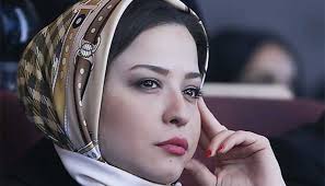 پیچ خوردن پای مهراوه شریفی نیا+ فیلم/ گاف مهراوه شریفی نیا 