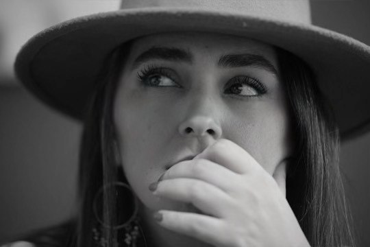 پست جگرسوز هوتن شکیبا برای هدی زین العابدین | هدی زین العابدین به سوگ نشست