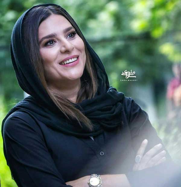 استایل لاکچری سحر دولتشاهی در مراسم تشییع استاد شجریان + عکس