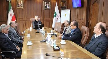 تجلیل مدیر عامل پست بانک ایران از جانبازان

