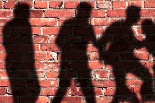 تجاوز وحشتناک سه مرد به پسر بچه 
