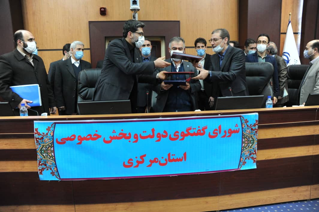 توسعه همکاری های گروه صنعتی ایران خودرو با دانشگاهیان و قطعه سازان اراک
