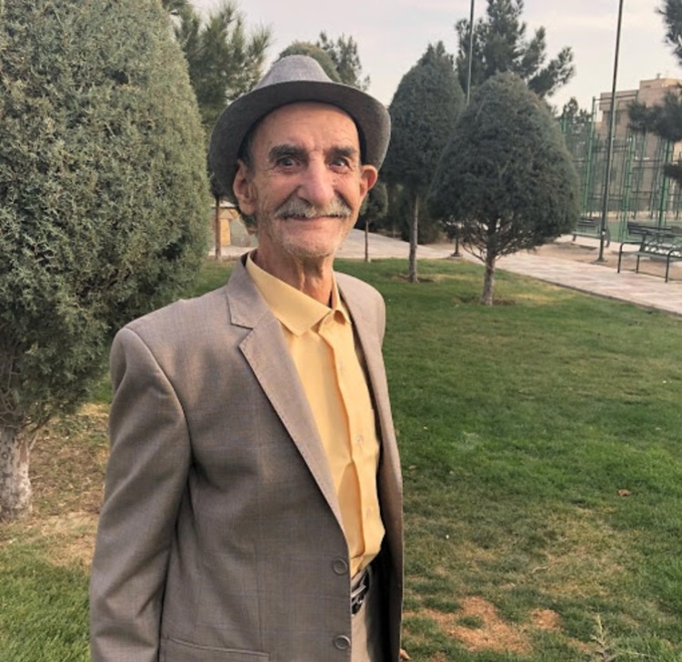 احمدپور مخبر غریبانه تشییع شد 