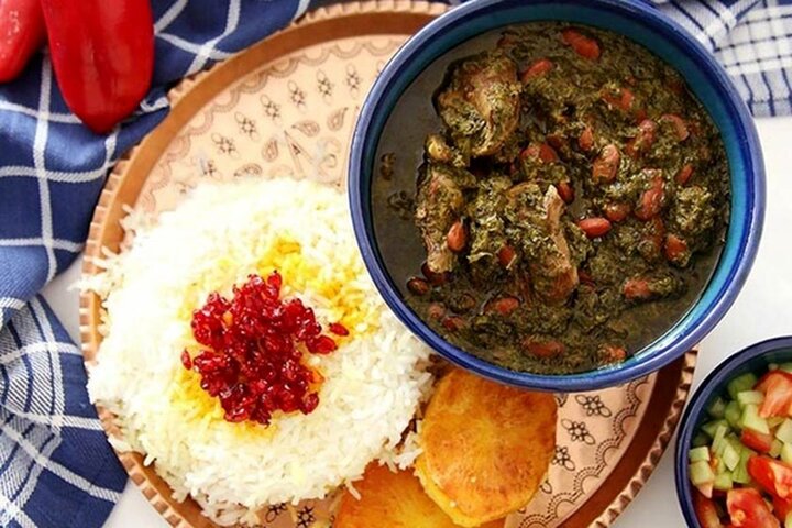 شوری قرمه سبزی رو با این ترفند از بین ببر | تنها راهکار برای شور شدن قرمه سبزی 