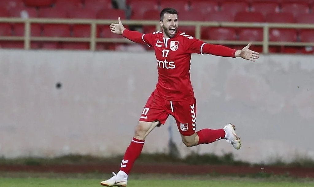 پرسپولیس با کالدرون اختلاف دارد 