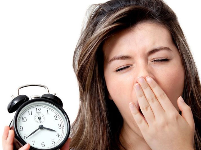 چرا صبح‌ها احساس خستگی می کنیم؟