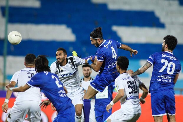 استقلال خواهان مجازات شلاق برای ستاره پرسپولیس!