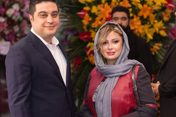 اشک های همسر نیوشا ضیغمی برای فوت مادرش | آرش پولاد خان کیست؟