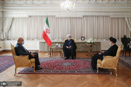 لغو جلسه سران قوا از سوی روحانی خبرساز شد
