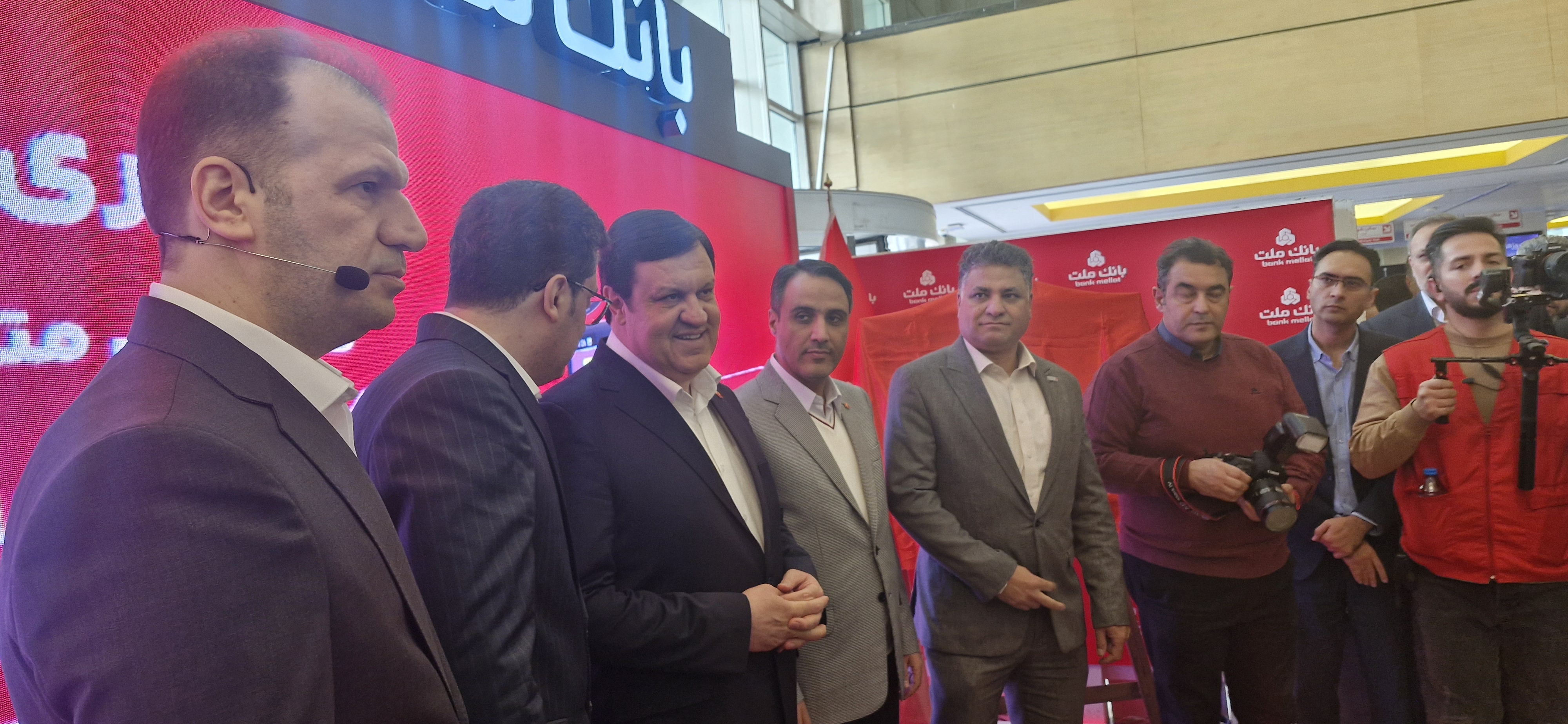 بانک ملت، پیشگام در افزایش سرمایه و توسعه خدمات بانکی در همایش بانکداری نوین