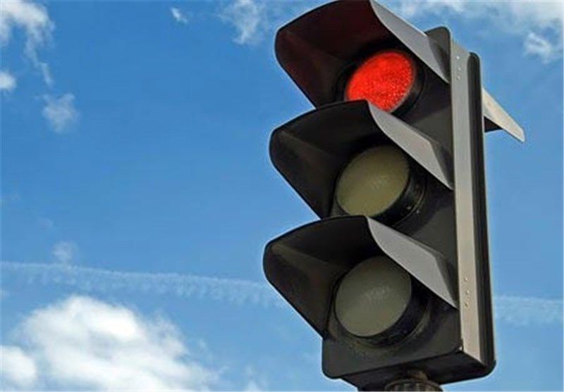قطعی برق نباید در روند چراغ های راهنمایی اخلال ایجاد کند