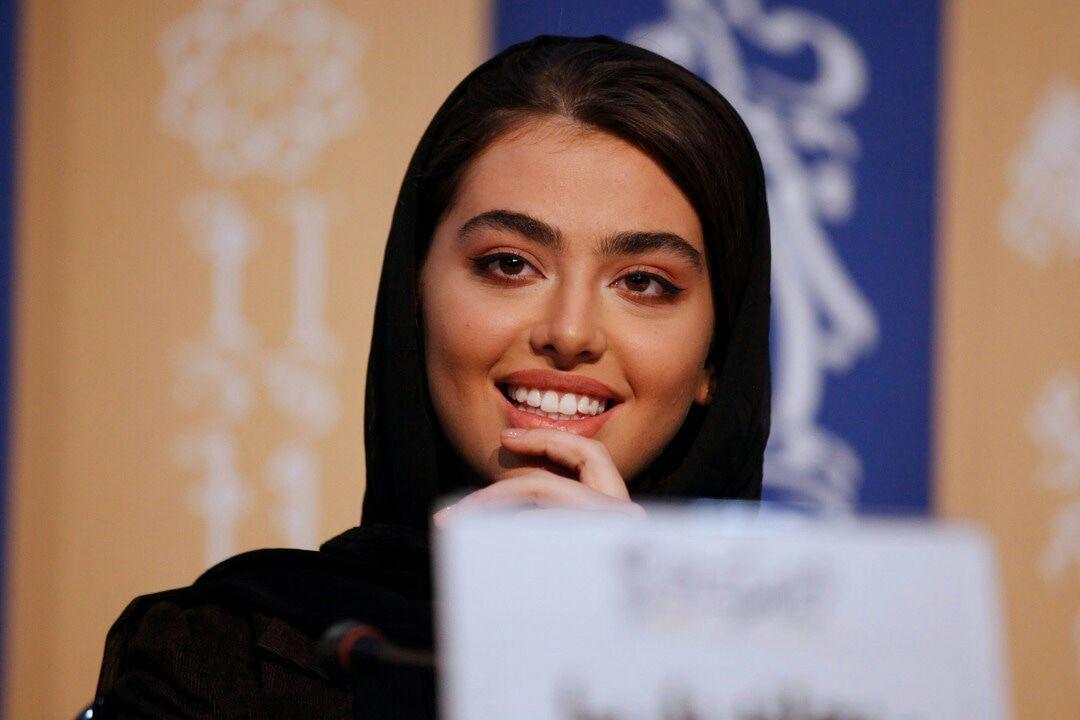 واکنش  کاربران توئیتر به سوتی جنجالی ریحانه پارسا + عکس