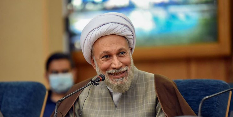 ماموران فراجا پای دین ایستاده اند