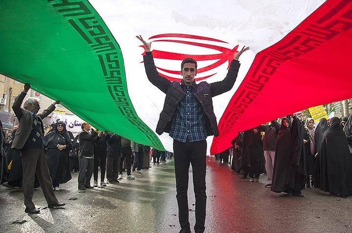  تجمع بزرگ مردم تهران در حمایت از امنیت و اقتدار ایران + فیلم

