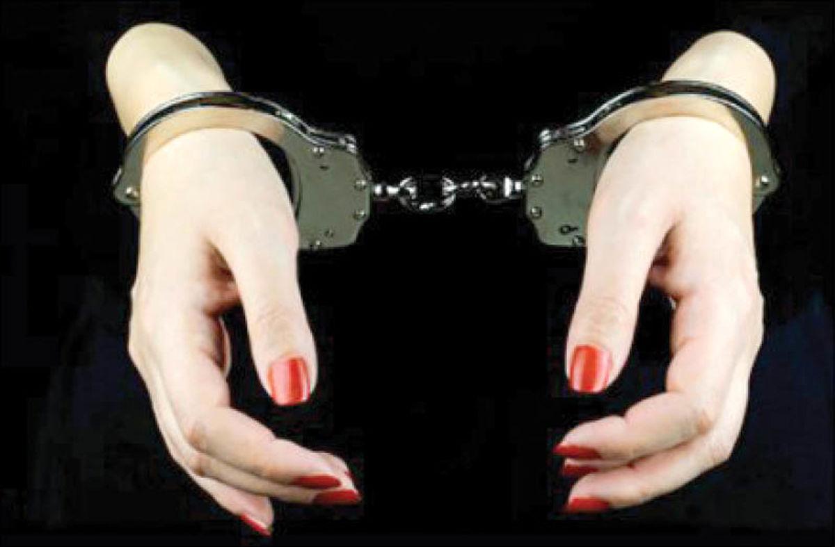 دردسرهای زن معتاد در خانه مرد ثروتمند