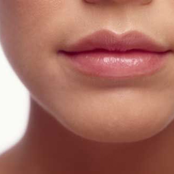 رنگ لب های شما چه بیماری ها را فریاد می زنند ؟ 