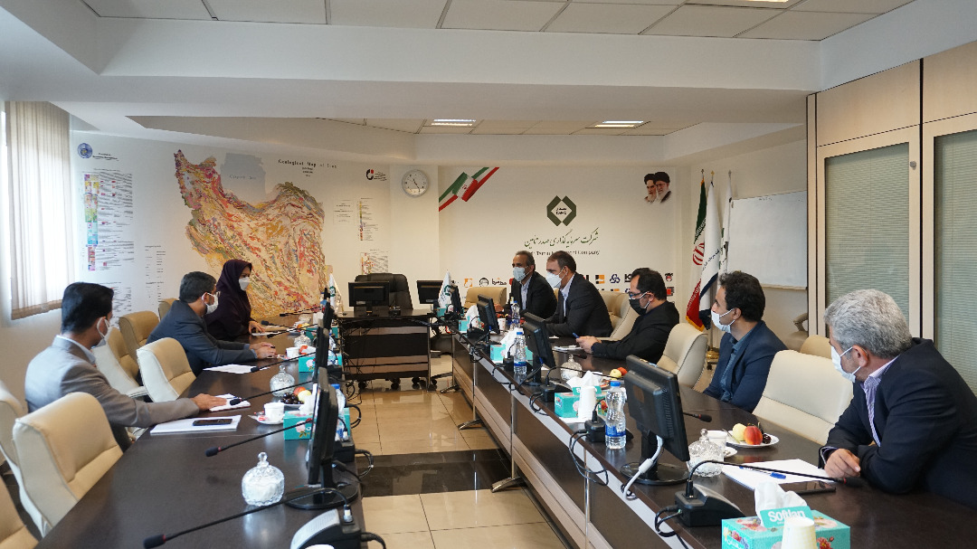 قدردان کمک های مردمی مبازره با ویروس کرونا هستیم  
