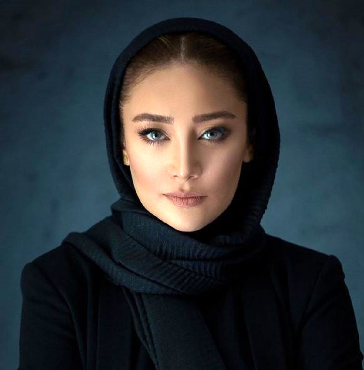 موتور سواری لاکچری بهاره افشاری در خیابان های تهران + عکس