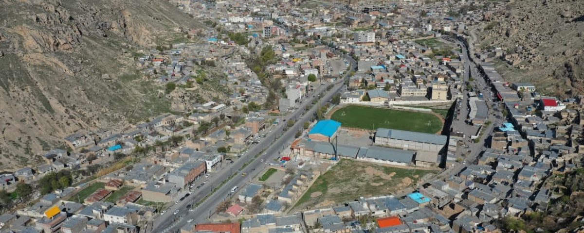 بهسازی و آماده سازی میدان فوتبال ماکو
