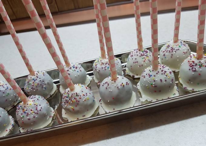 برای عصرونه فرزندت یک کیک معرکه درست کن | طرز تهیه کیک توپی مخصوص دانش آموزان + فیلم