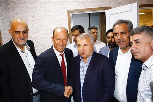 علی پروین آب پاکی را روی دست این ستاره پرسپولیس ریخت+عکس