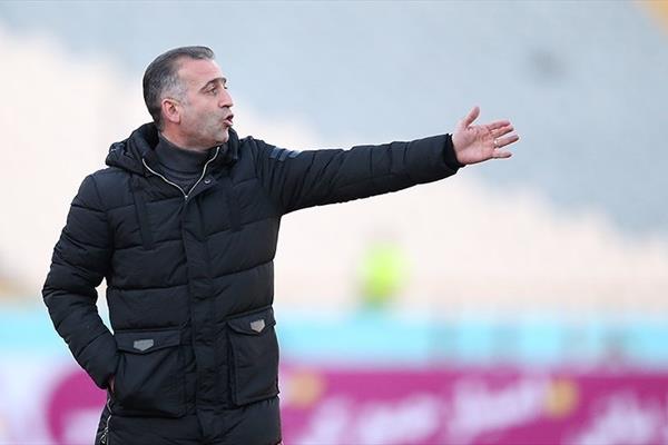 به عشق هواداران مقابل پرسپولیس بازی می‌کنیم