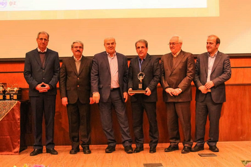 کسب تندیس سیمین و گواهینامه خدمات سبز کشور توسط پازارگاد