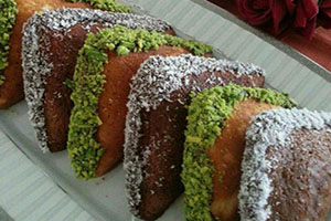 طرز تهیه کیک شکلاتی خوشمزه سه دقیقه ای + آموزش 
