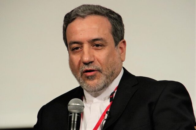  کسانی که با فشار حداکثری آمریکا همراهی کنند در آینده اقتصادی ایران در اولویت نیستند