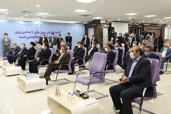 بانک کارآفرین با صندوق نوآوری و شکوفایی تفاهمنامه امضا کرد
