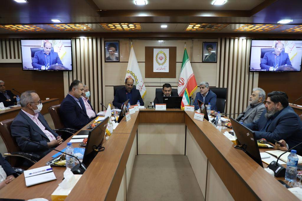 بانک ملی ایران در رویکرد بازاریابی نیازمند تغییر مدل است