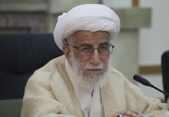 کنایه تند جنتی به رییس جمهور 