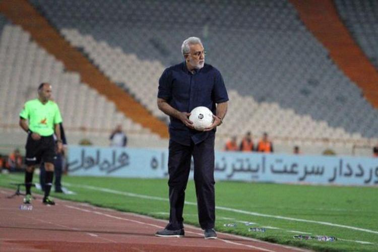 فرکی از هدایت پیکان استعفا داد 