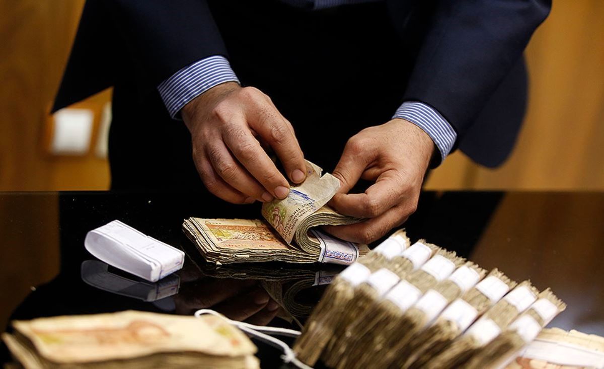 واریز حقوق فروردین ماه بازنشستگان آغاز شد 