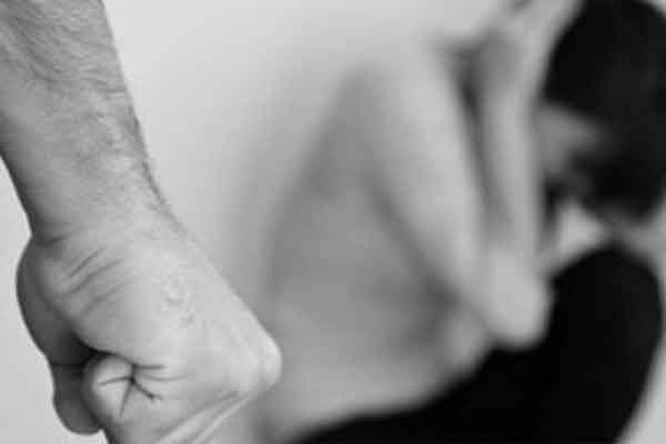 تجاوز جنسی به زن 30 ساله به مدت سه ماه با اجازه شوهرش + جزئیات