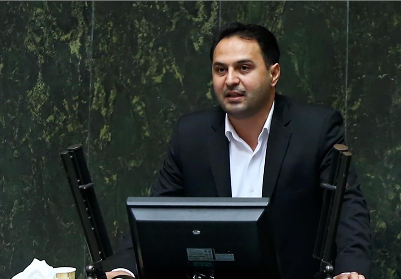 شورای رقابت با قیمت‌گذاری دستوری توان کنترل قیمت خودرو را ندارد