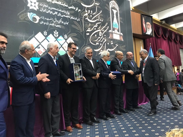 حضور مدیرعامل بانک کشاورزی در جشنواره‌ ملّی  زنجیره‌ی گندم، آرد و نان