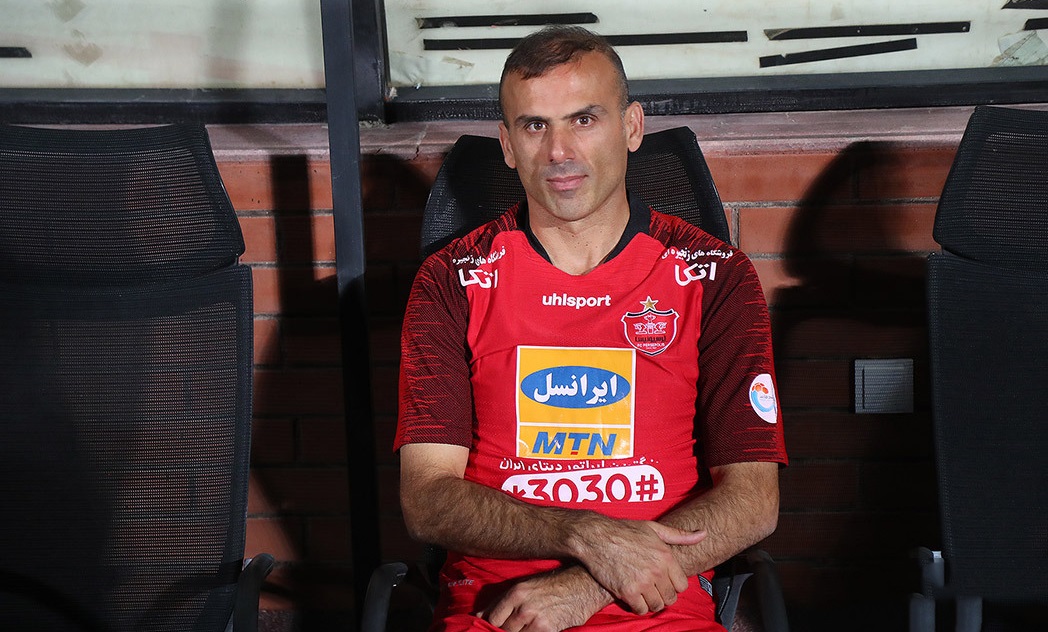 کری خوانی سید جلال حسینی برای استقلال در استانه دربی 