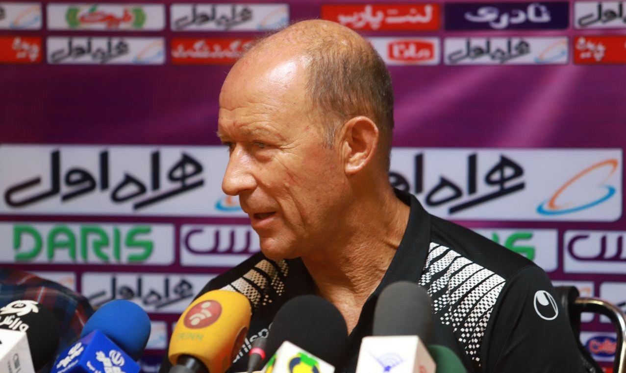 سرنوشت برانکو در انتظار کالدرون !