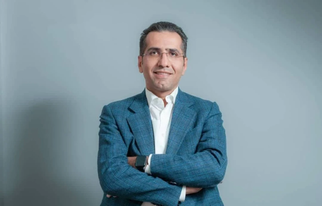 محمود سلطان‌آبادی، مدیر روابط‌عمومی بیمه معلم شد