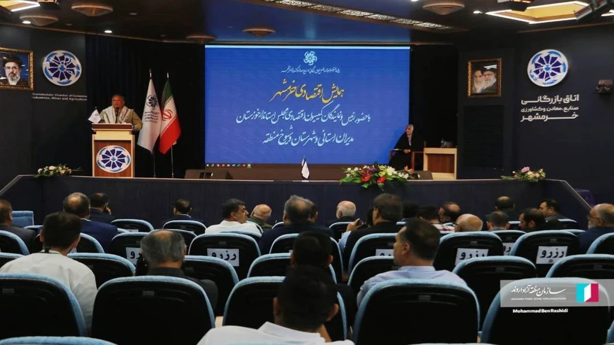تأکید بر نقش اروند در توسعه تجارت و اقتصاد ملی