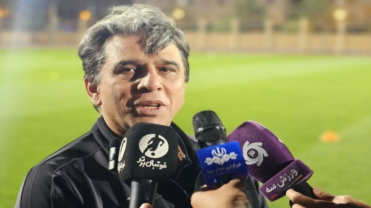 اعتراض سپاهان به اهدای جام قهرمانی لیگ ناتمام به استقلال: نتایج باید در زمین مشخص شود