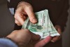 خبر فوری | بسته کمک معیشتی دولت برای این افراد