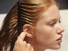 آیا پوست سر چرب باعث ریزش مو می‌شود؟ | ارتباط چربی پوست سر و سلامت موها