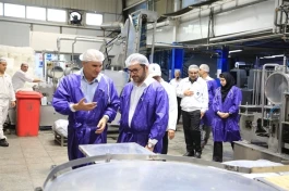 بازدید مدیرعامل بانک کشاورزی از کارخانه لبنیات پاک