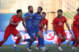 احتمال تغییر زمان بازی تراکتور و استقلال در لیگ برتر