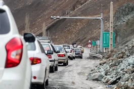ترافیک نیمه‌سنگین در محورهای شمالی و انسداد موقت جاده چالوس و آزادراه تهران-شمال